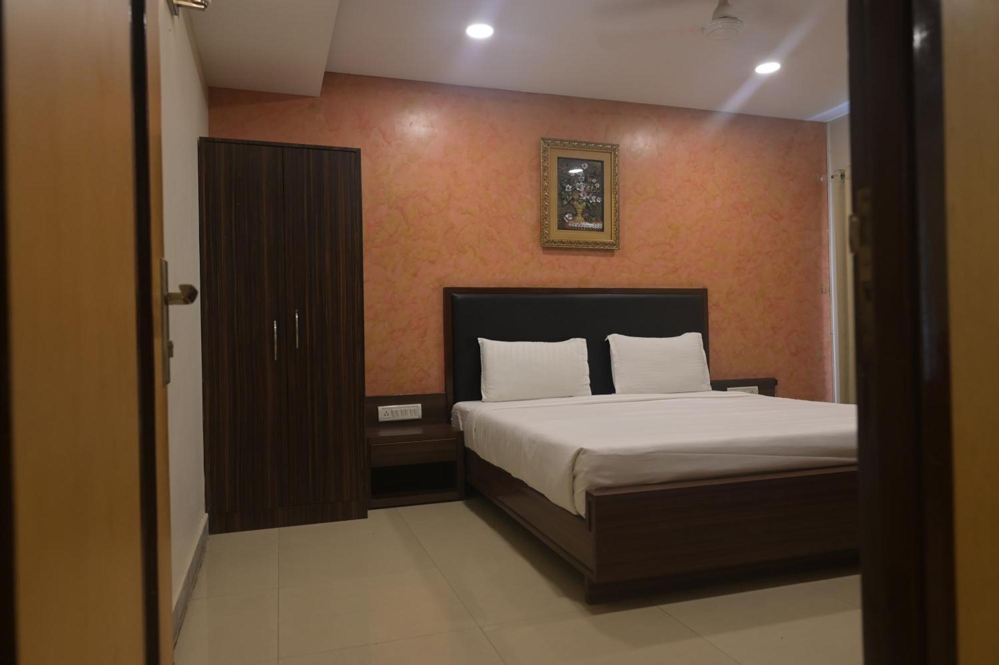 The Wave International Resort Bundu Екстериор снимка